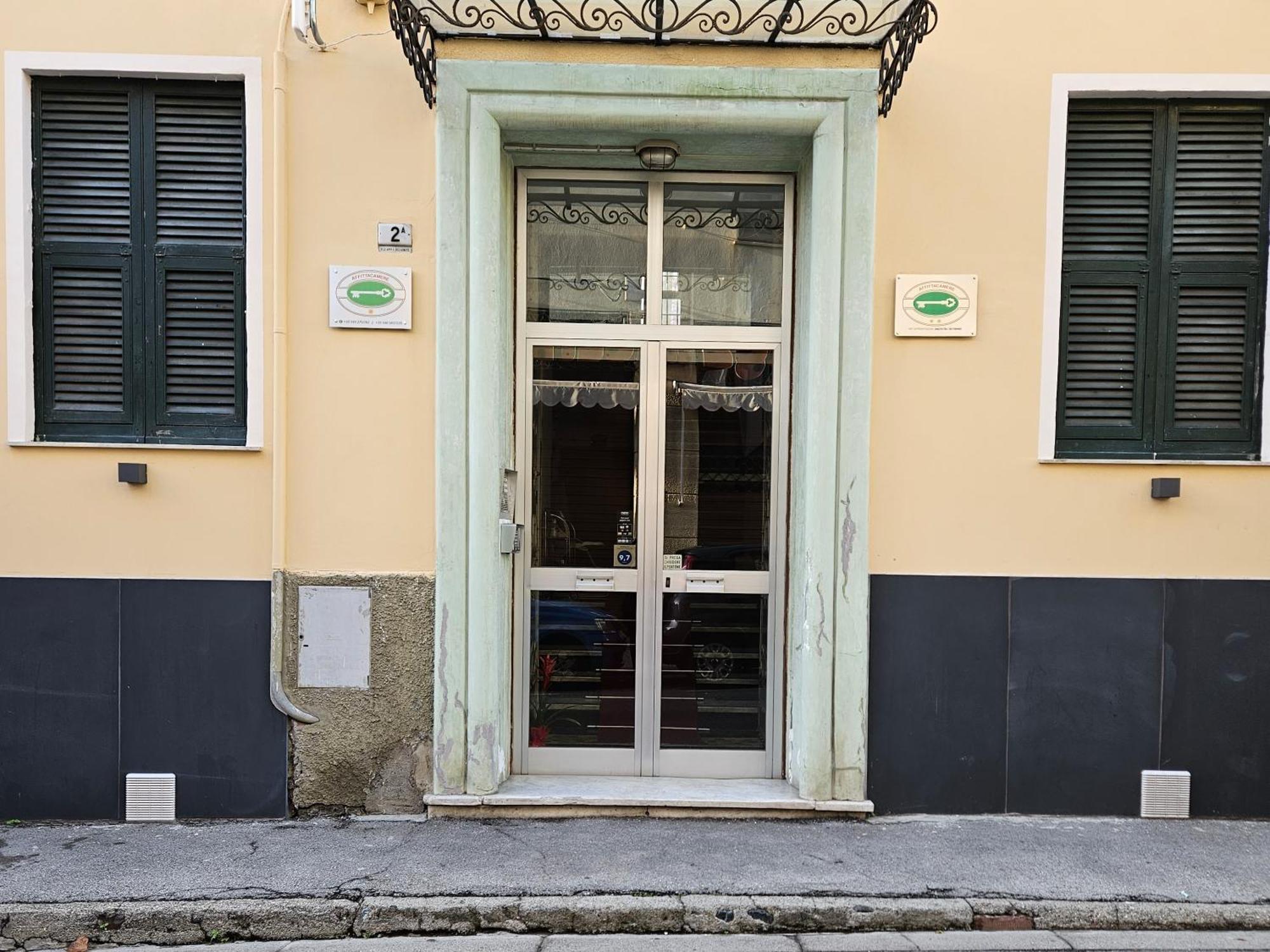 Affittacamere House Leomar Di Sara 热那亚 外观 照片